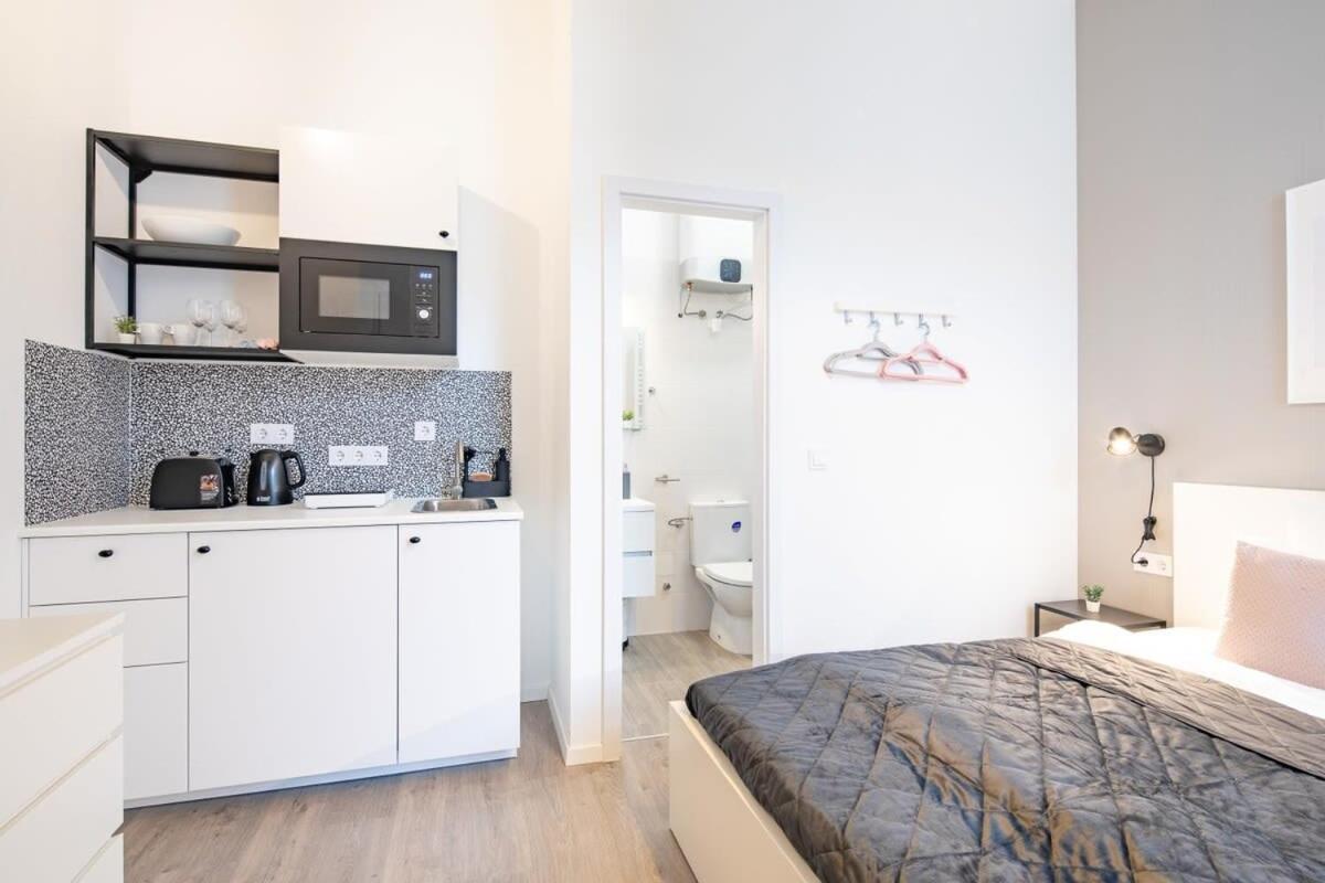Extreme Central - Modern Mini Studio Budapest Exteriör bild