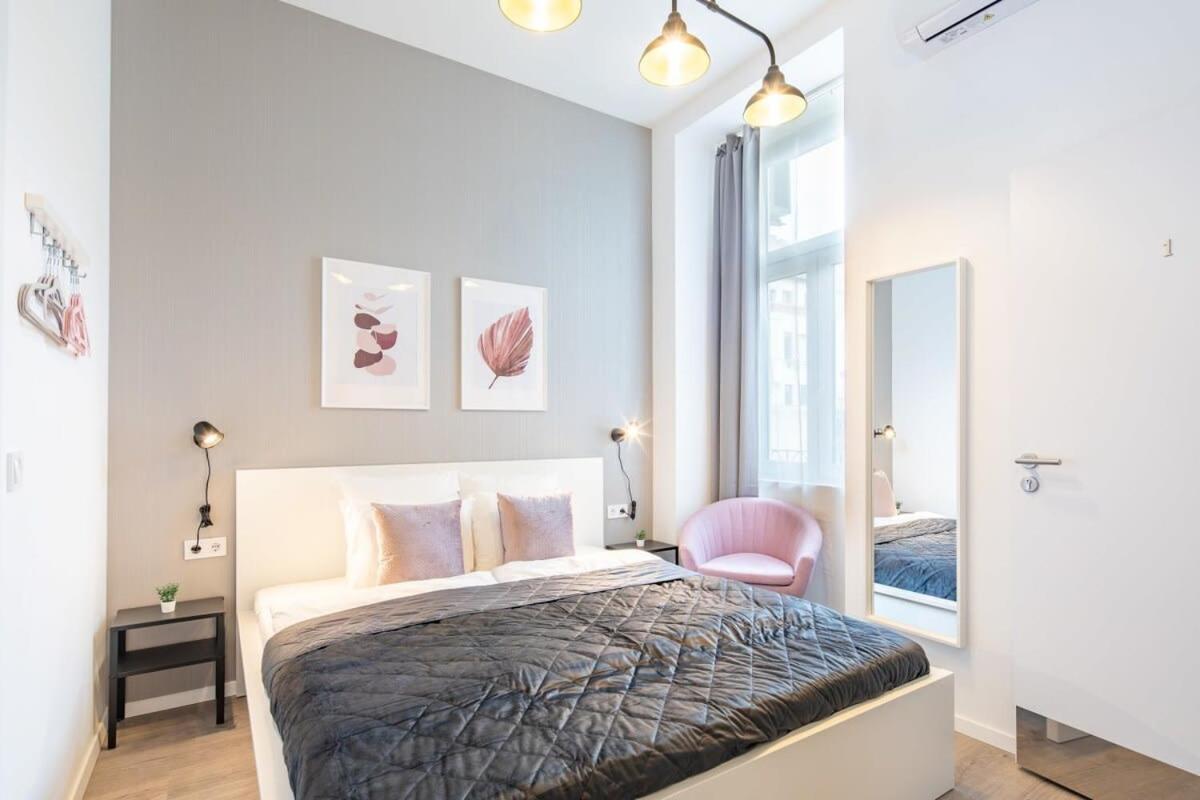 Extreme Central - Modern Mini Studio Budapest Exteriör bild